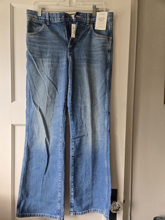 Madewell Denim - Madewell Relaxed Boot Cut Jeans Midwash Size 28 Short